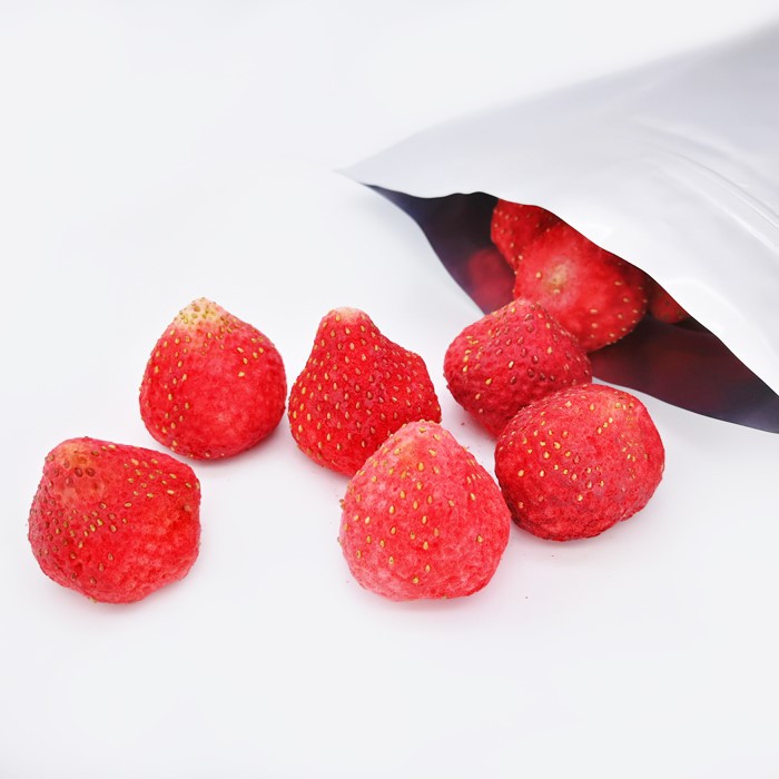 Freeze dried strawberry 35